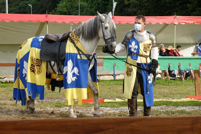 演型中场 演型中场