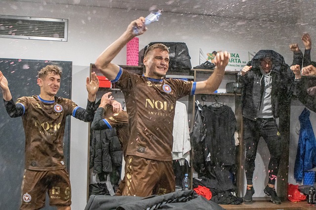 逐步被提拔 逐步被提拔